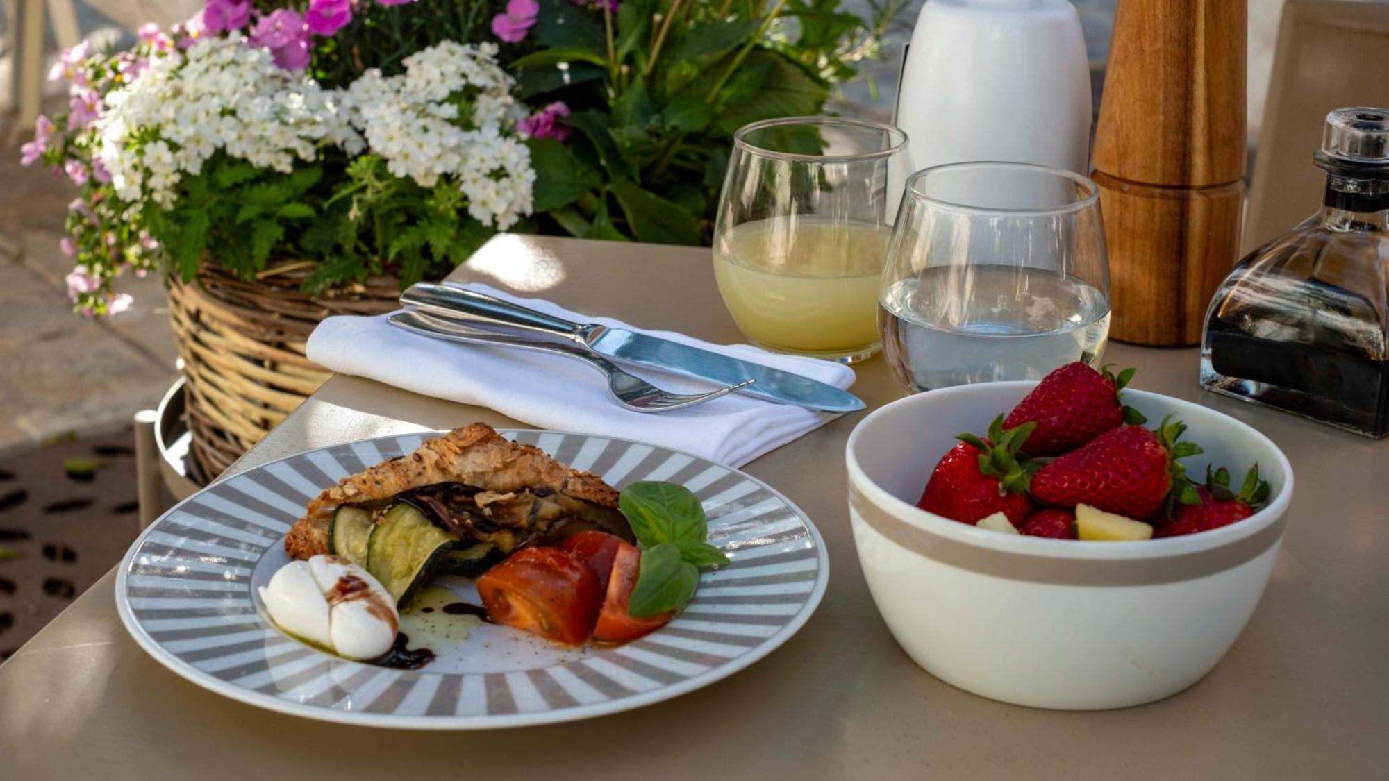 La Sommita Relais & Chateaux ออสตูนี ภายนอก รูปภาพ